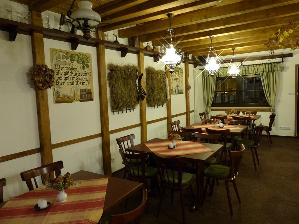 Hotel Friedchen Mit Eigener Fleischerei Artern Exterior foto